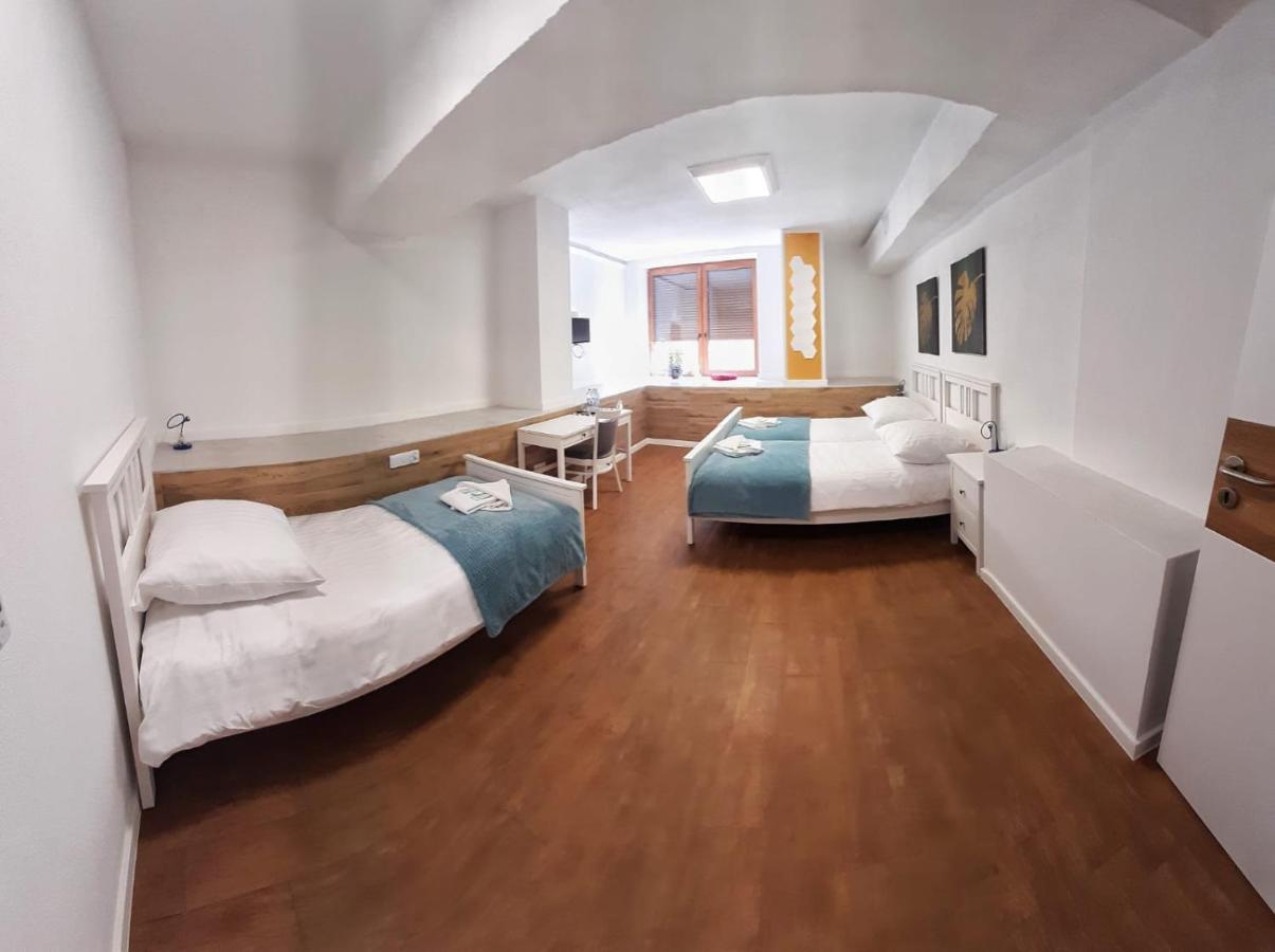 Stara Szwajcaria Bed & Breakfast Gliwice Exterior photo